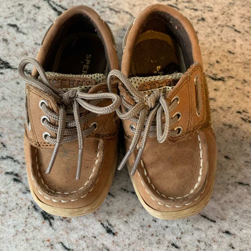 Toddler tan brown boat shoe Sperrys size 6.5